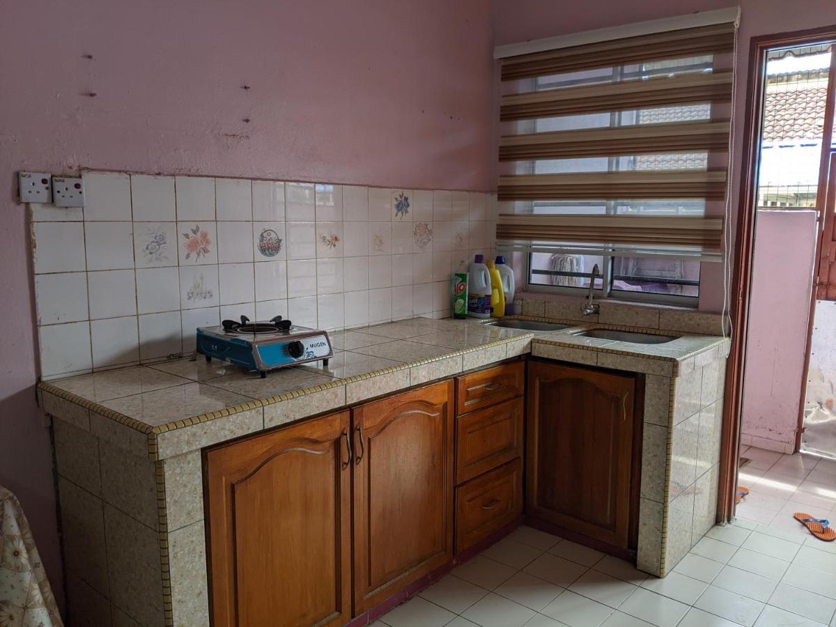 Aryani Homestay Kampong Kelemak Cameră foto